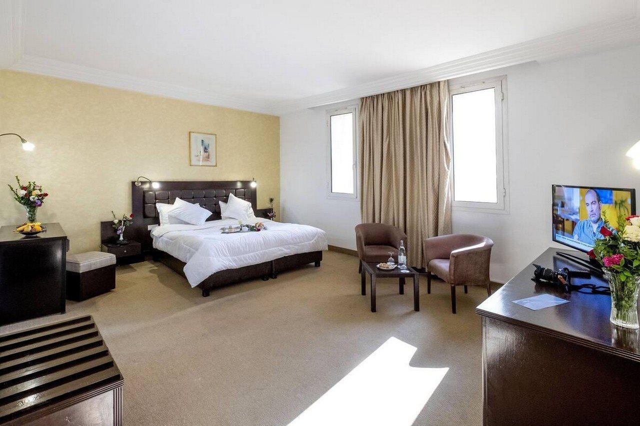 Hotel Ibn Khaldoun Туніс Екстер'єр фото