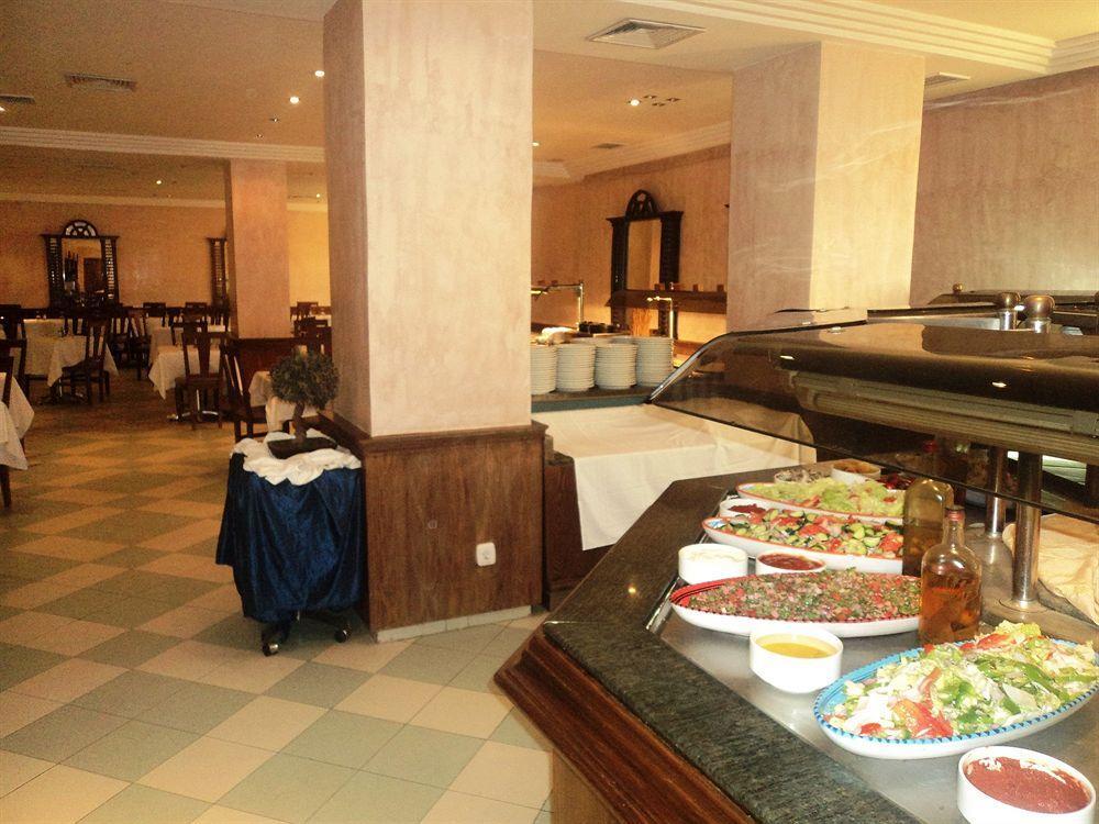 Hotel Ibn Khaldoun Туніс Екстер'єр фото
