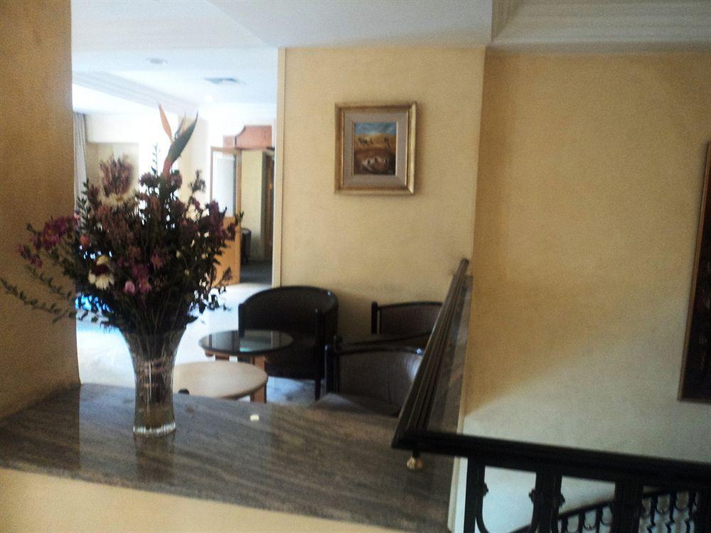 Hotel Ibn Khaldoun Туніс Екстер'єр фото