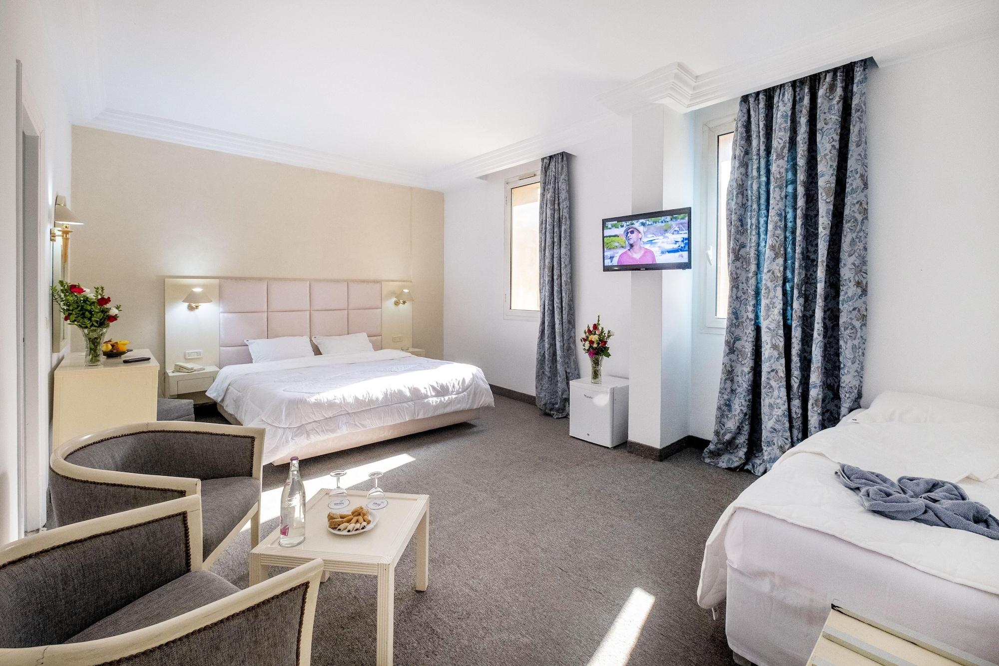 Hotel Ibn Khaldoun Туніс Екстер'єр фото