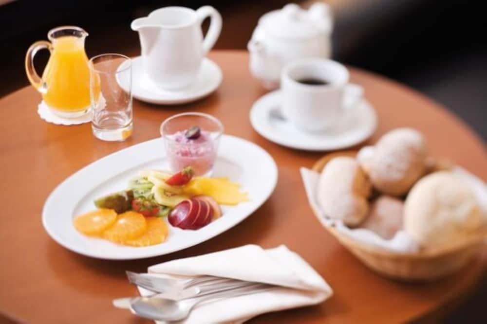 Hotel Ibn Khaldoun Туніс Екстер'єр фото