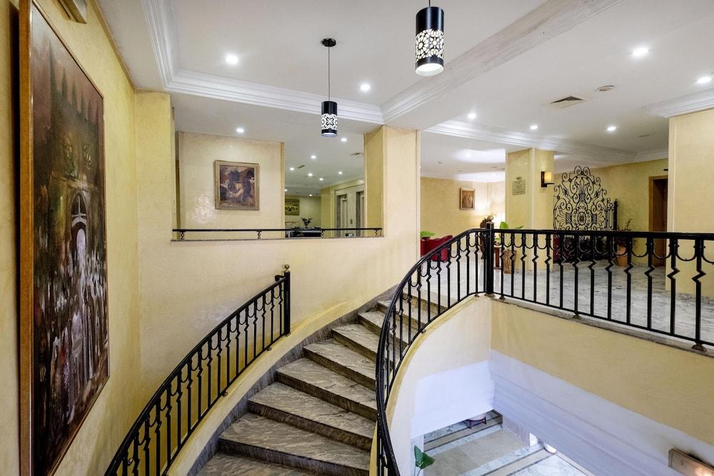 Hotel Ibn Khaldoun Туніс Екстер'єр фото
